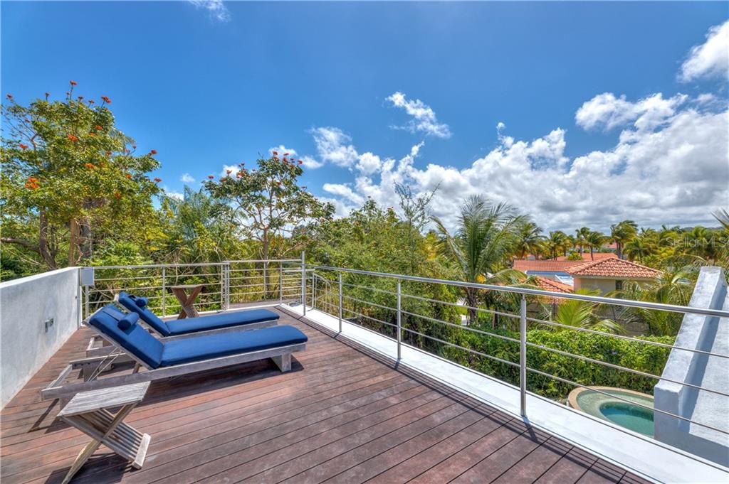 DORADO BEACH - Residential