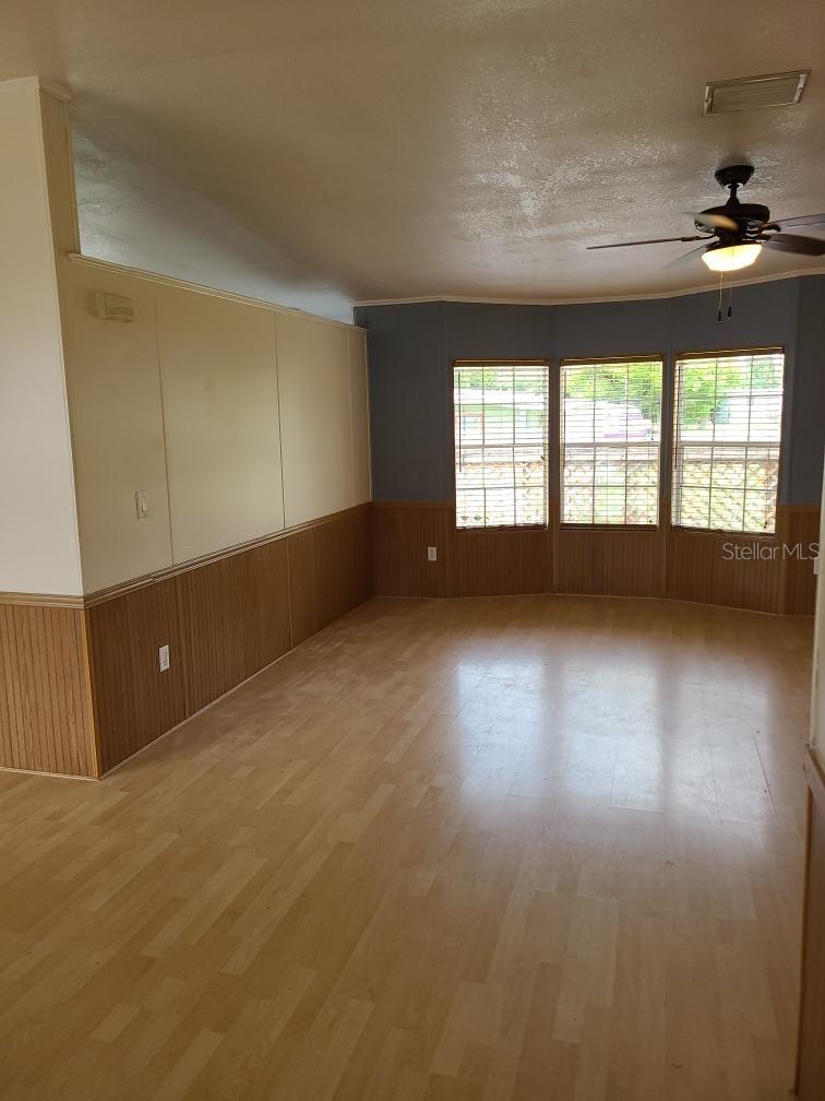 TROPICAL PARK UNIT 04 - Residential