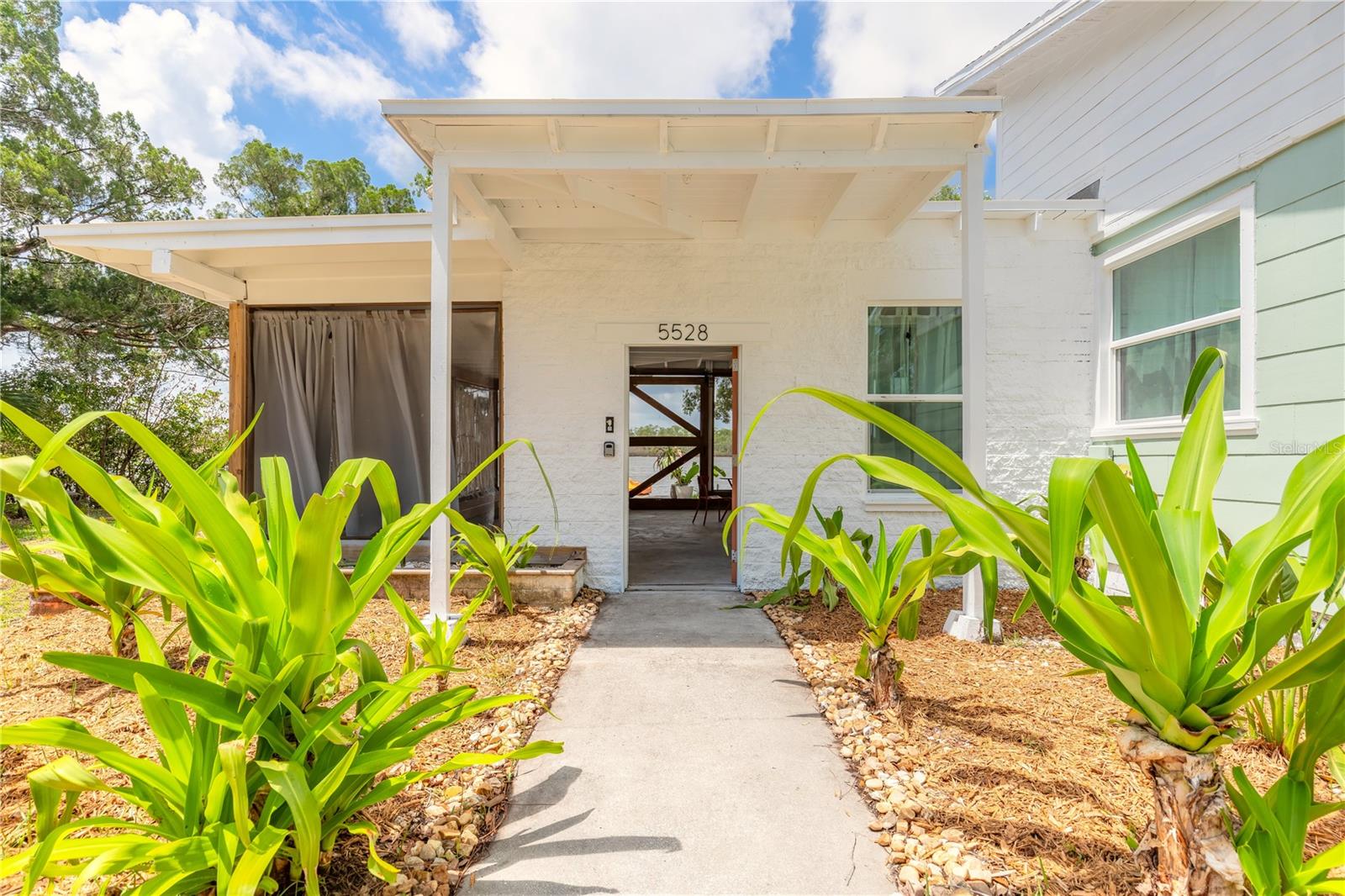 HARBOR OAKS UNIT 02 - Residential