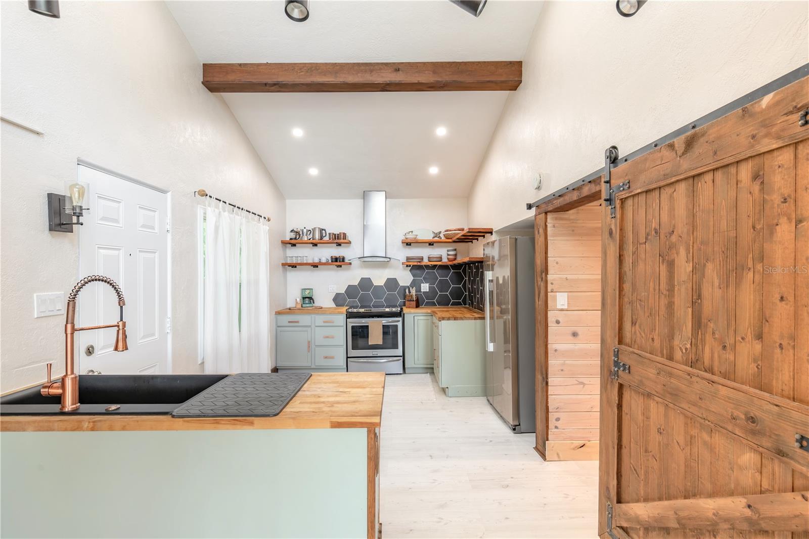 HARBOR OAKS UNIT 02 - Residential
