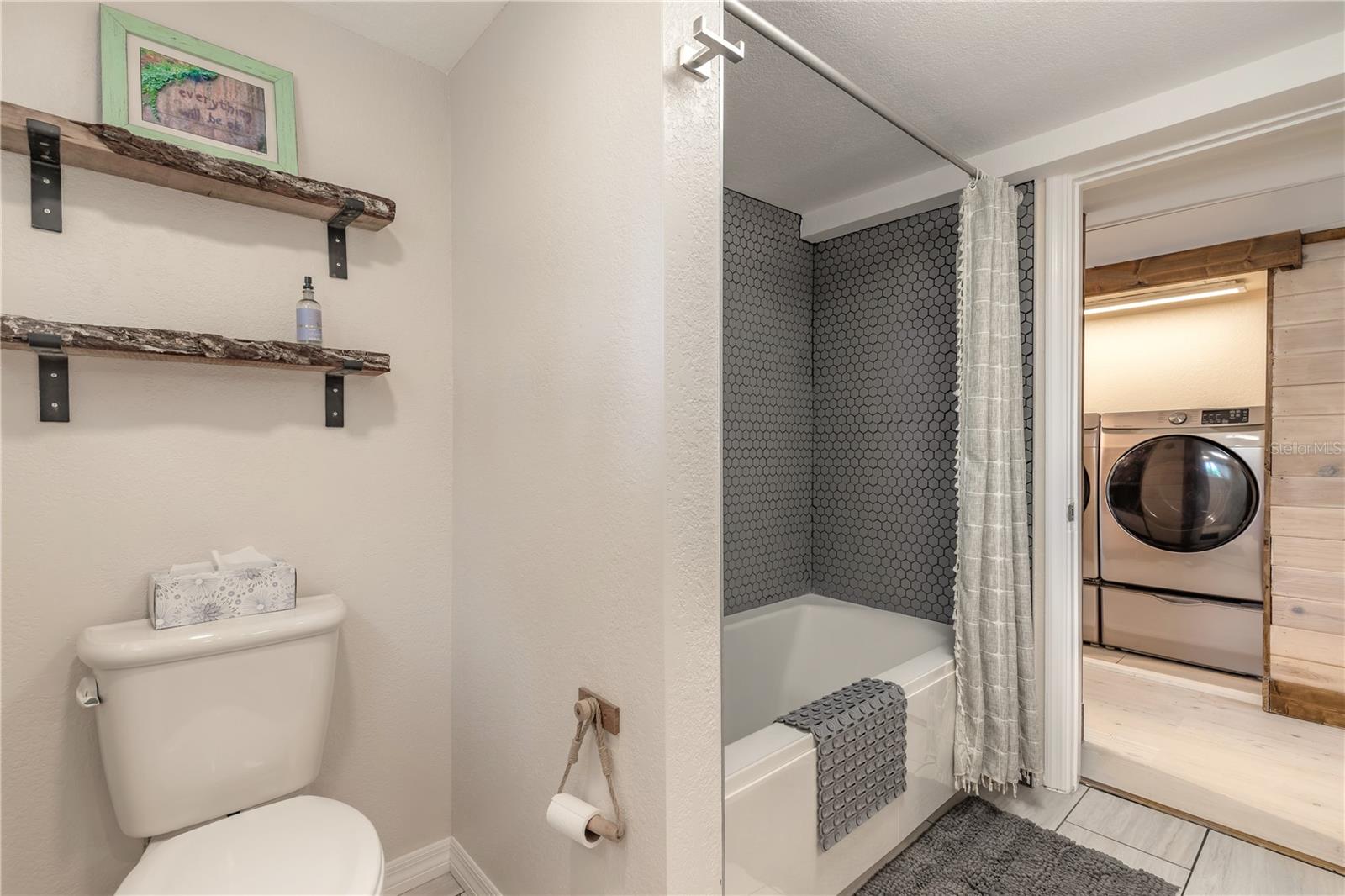 HARBOR OAKS UNIT 02 - Residential