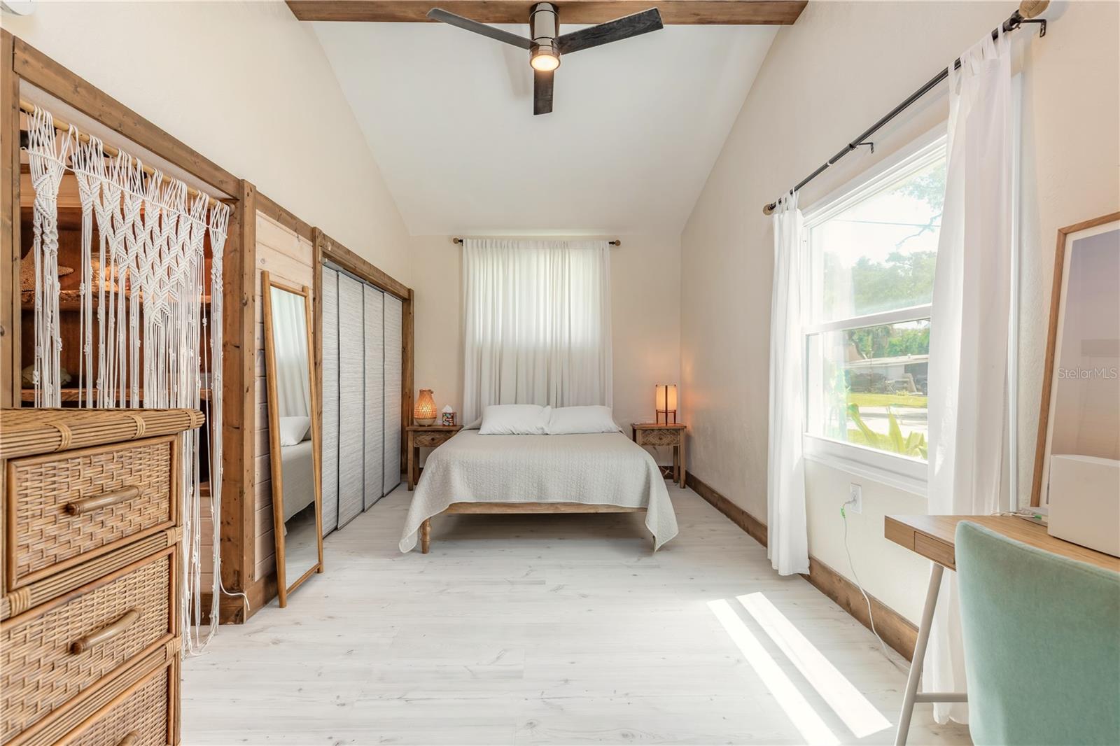 HARBOR OAKS UNIT 02 - Residential