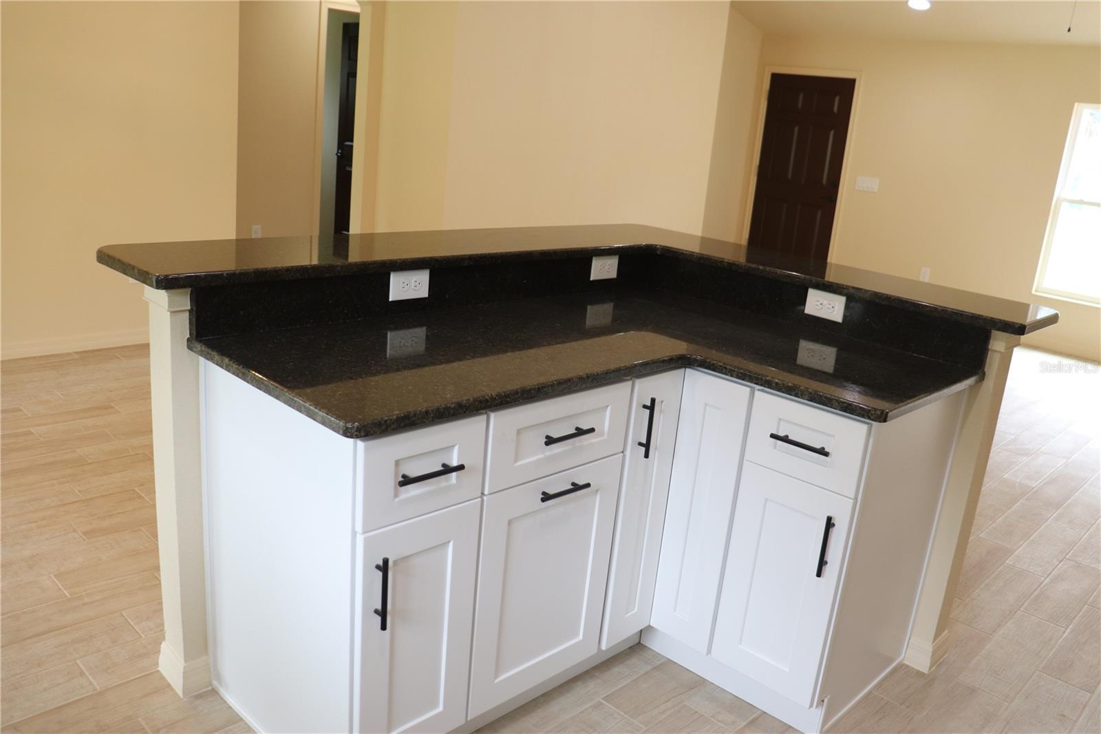 COUNTRY GARDENS - Residential