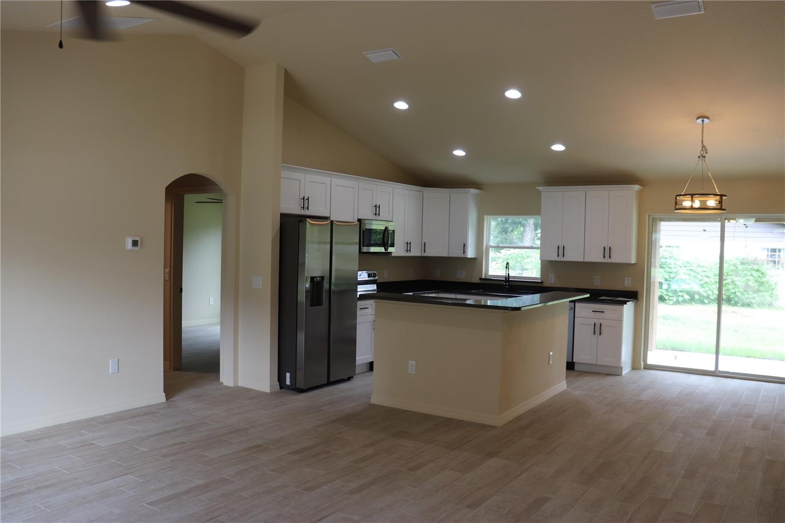 COUNTRY GARDENS - Residential