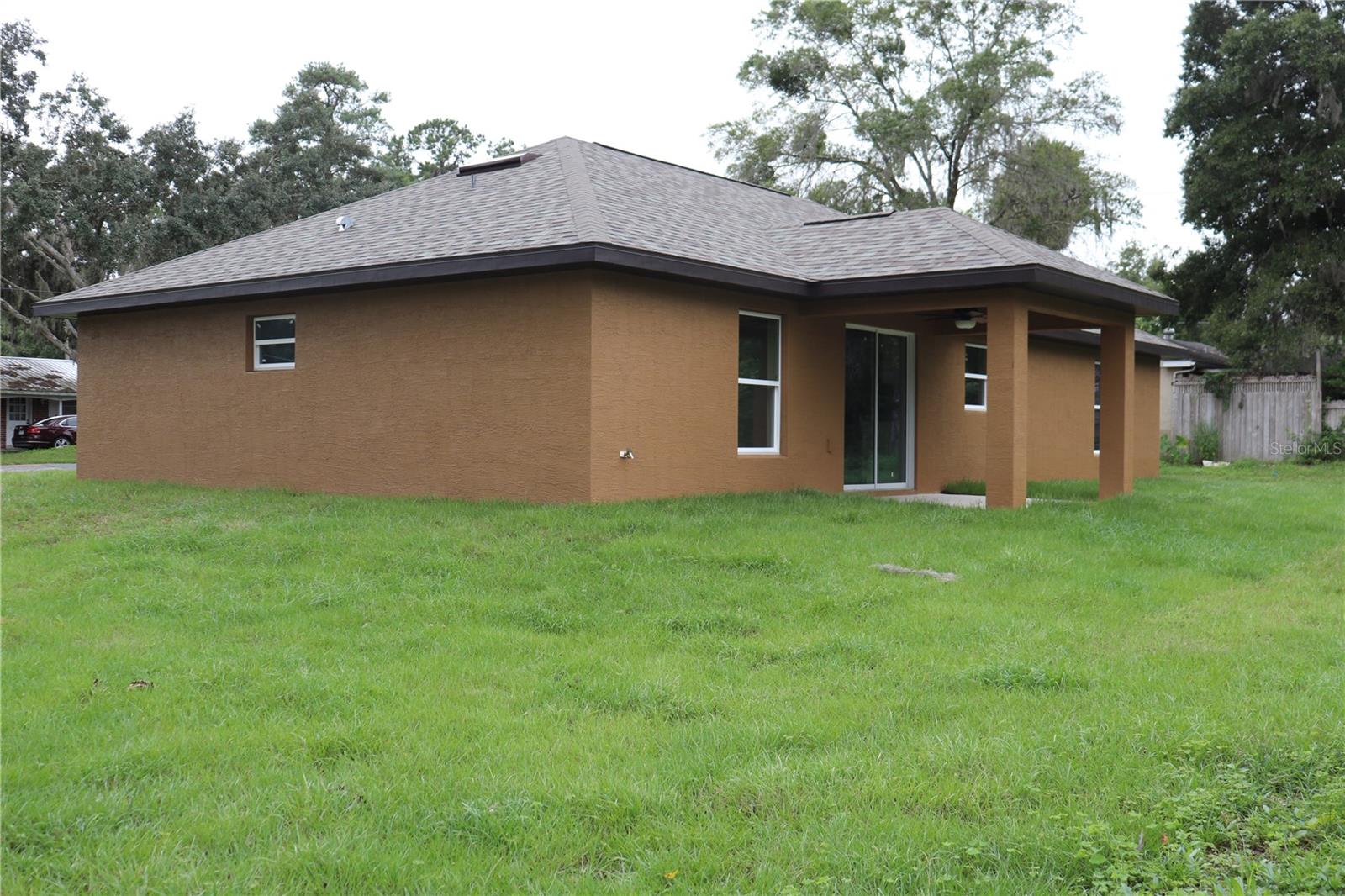 COUNTRY GARDENS - Residential
