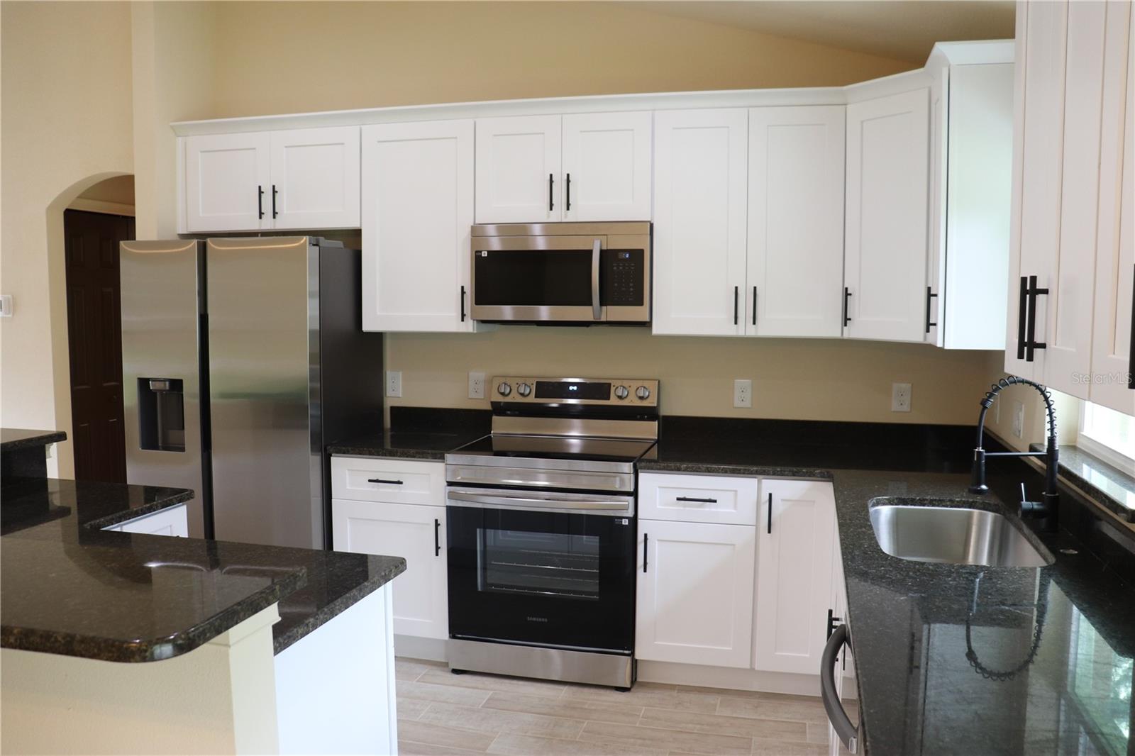 COUNTRY GARDENS - Residential