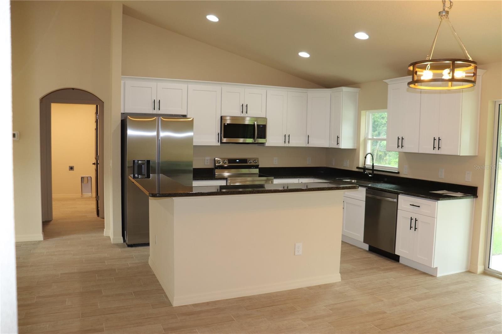 COUNTRY GARDENS - Residential