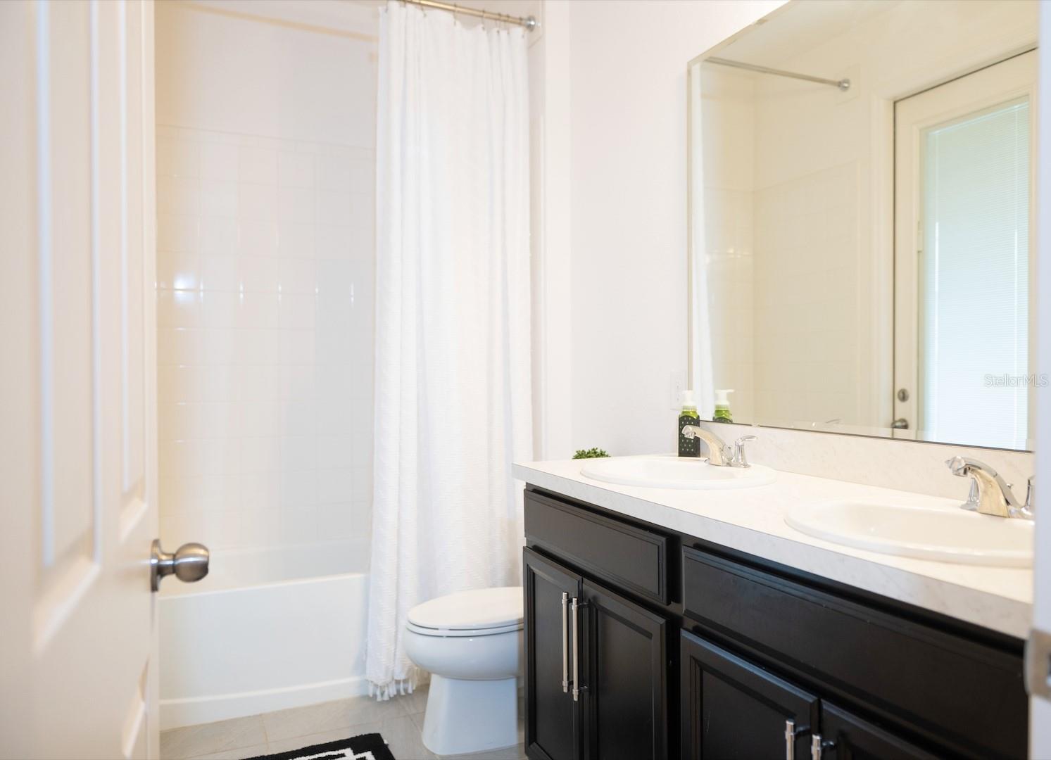 HANOVER LAKES PH 2 - Residential