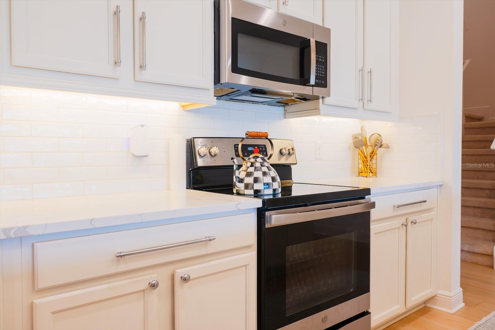 HANOVER LAKES PH 2 - Residential