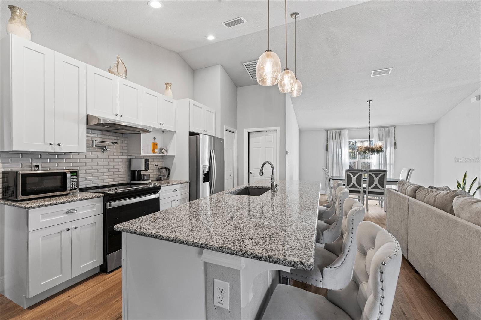 MARION OAKS UN 04 - Residential