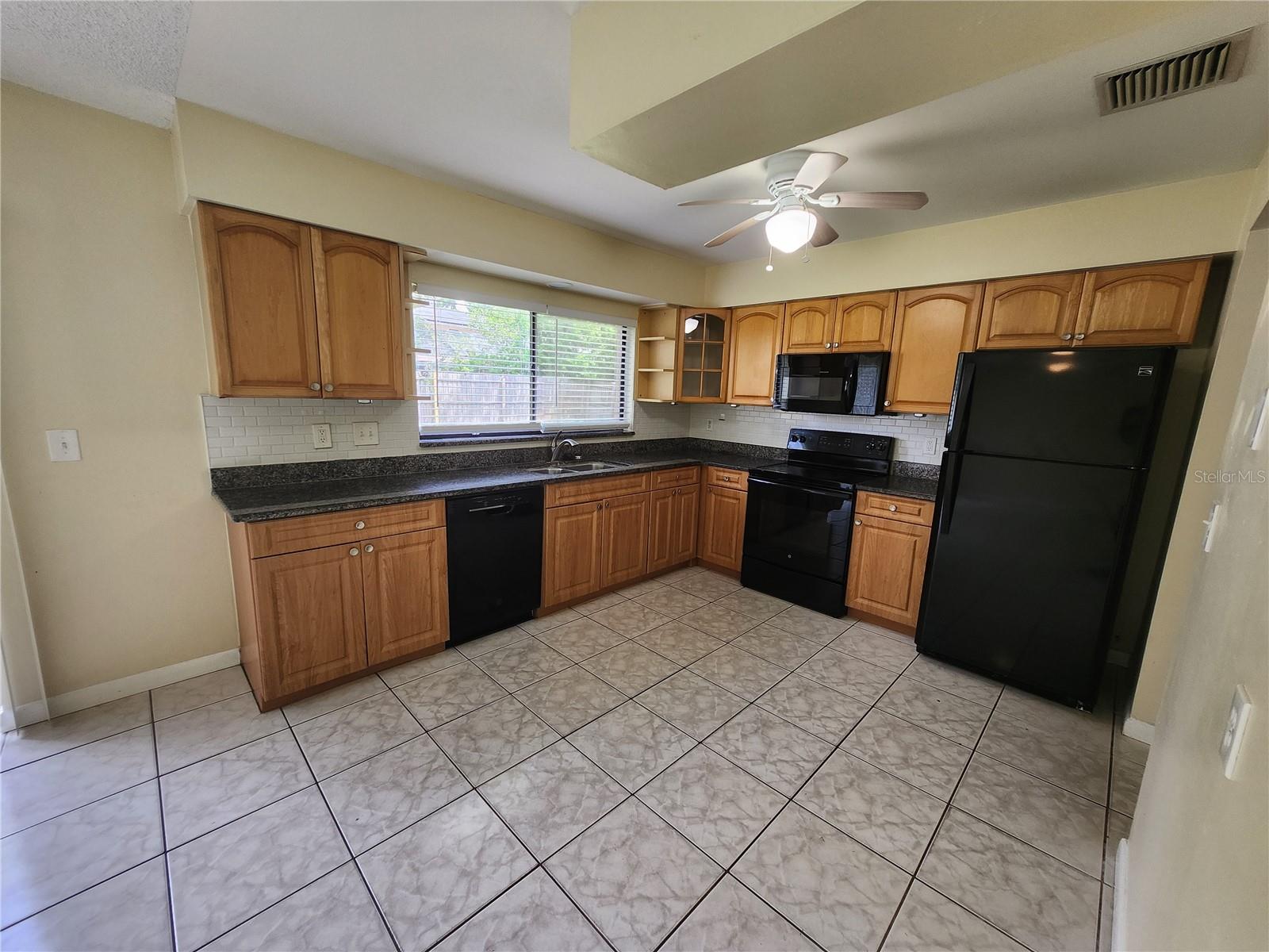 NORTHDALE SEC K - Residential Lease