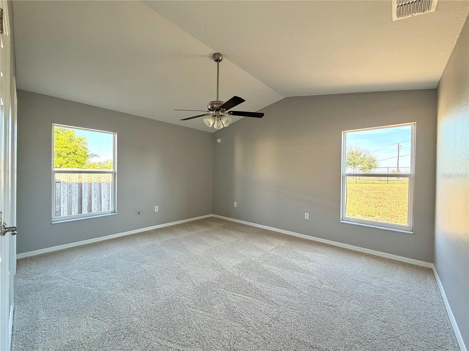 MANDOLIN 02 - Residential