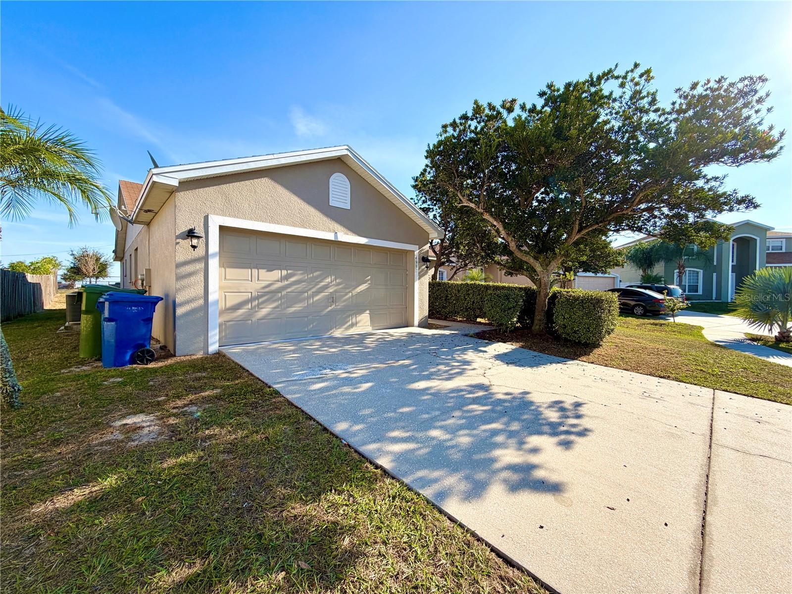 MANDOLIN 02 - Residential