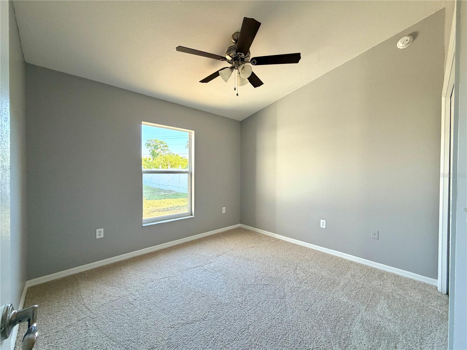 MANDOLIN 02 - Residential