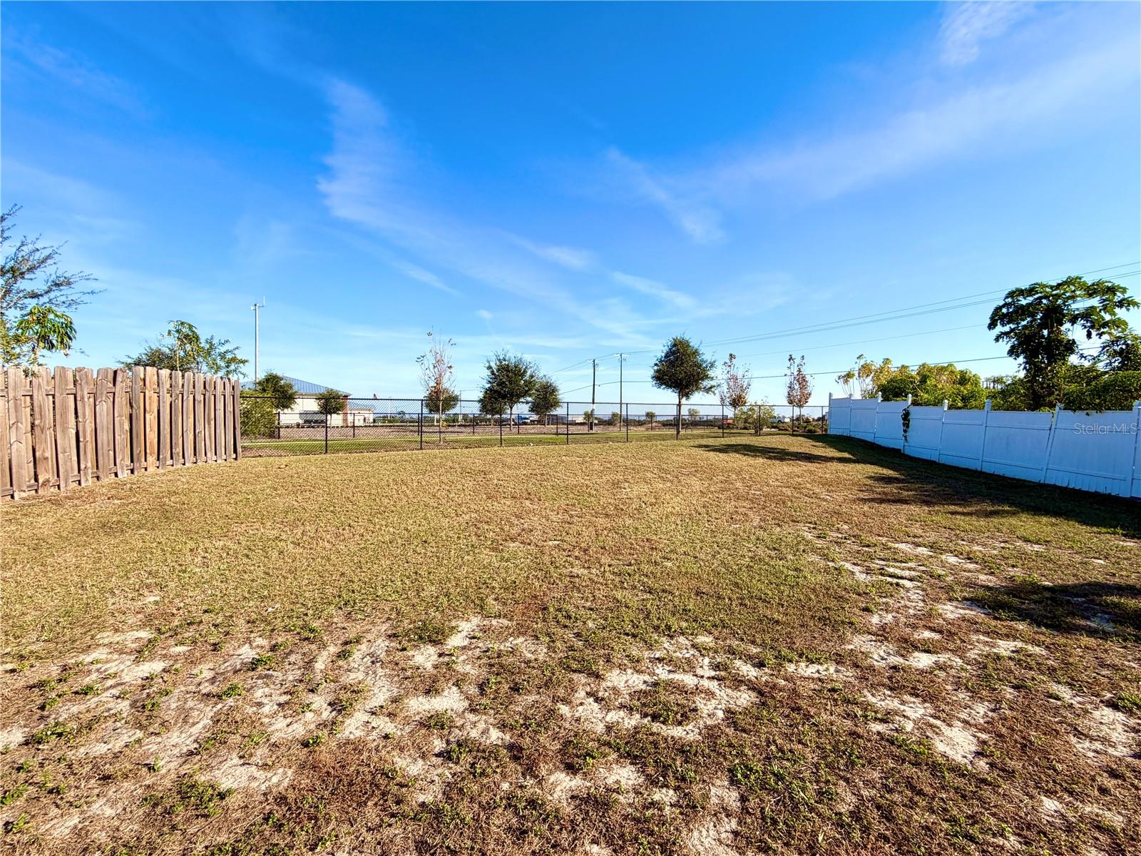 MANDOLIN 02 - Residential