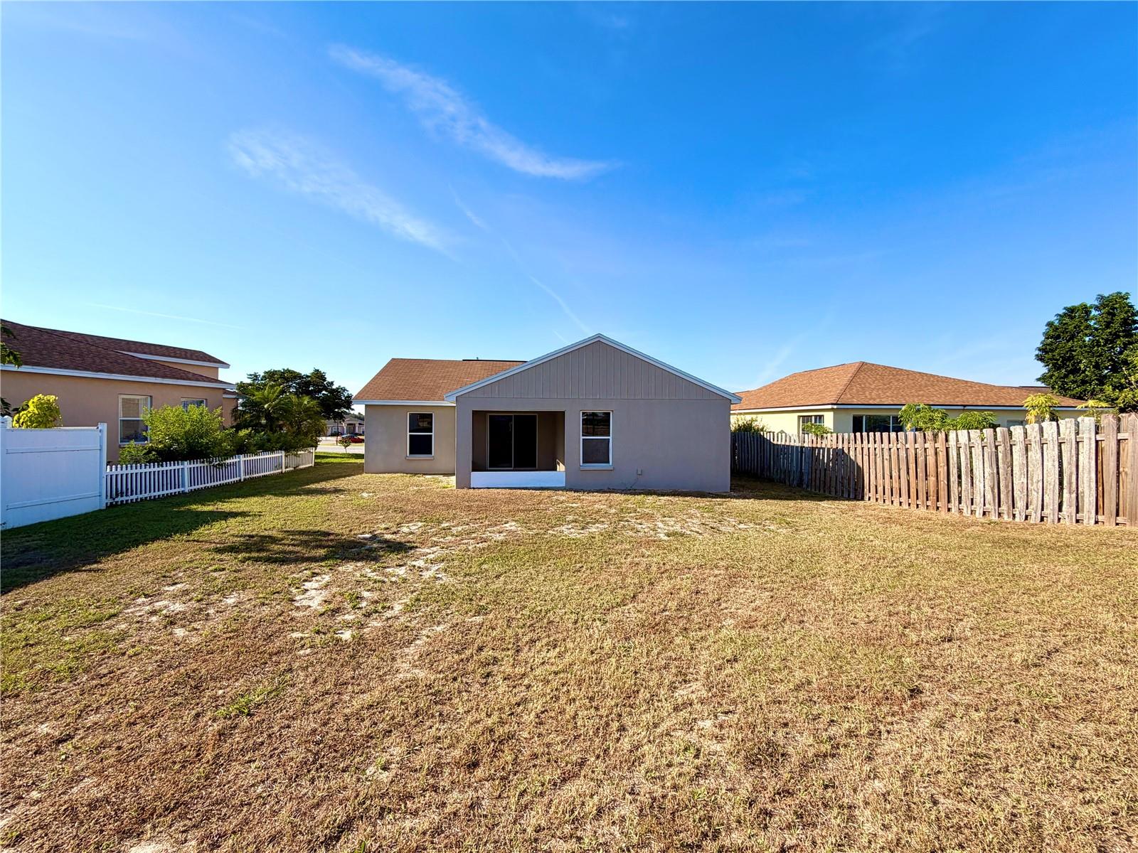 MANDOLIN 02 - Residential