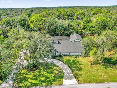 A home in LAKE MARY