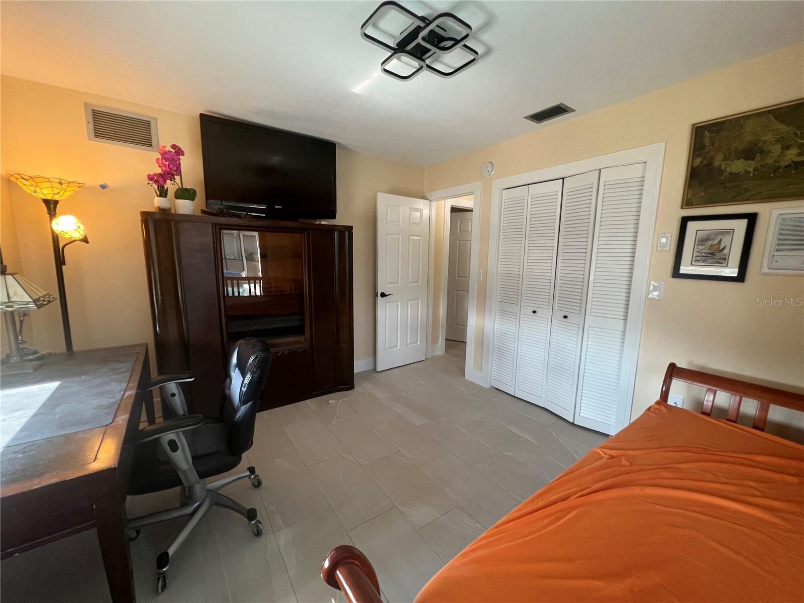 PUNTA GORDA ISLES SEC 06 - Residential Lease