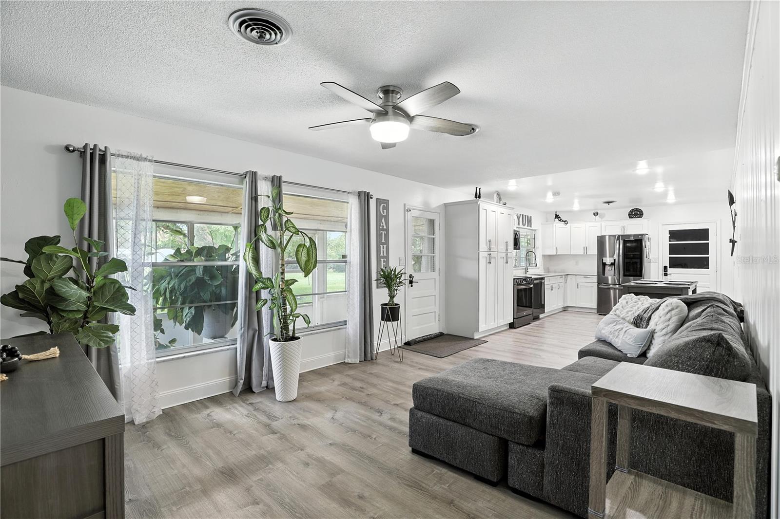 2908 CLEAR WAY