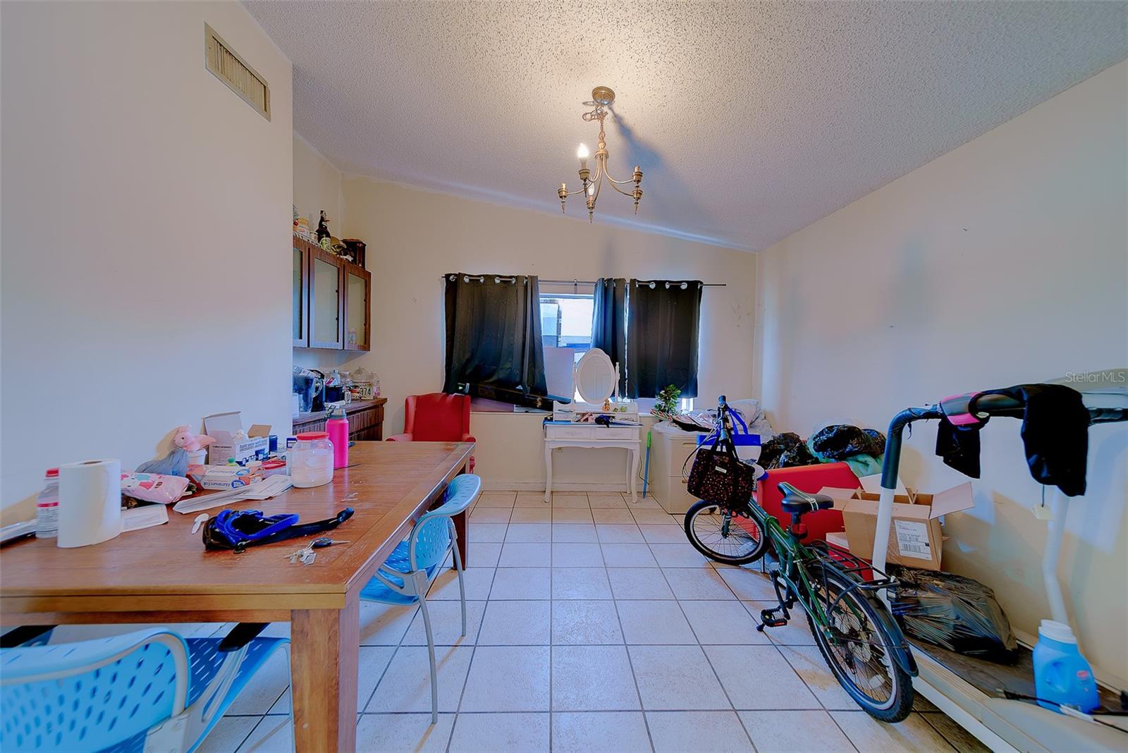 WESTCHESTER ESTATES UNIT ONE - Residential