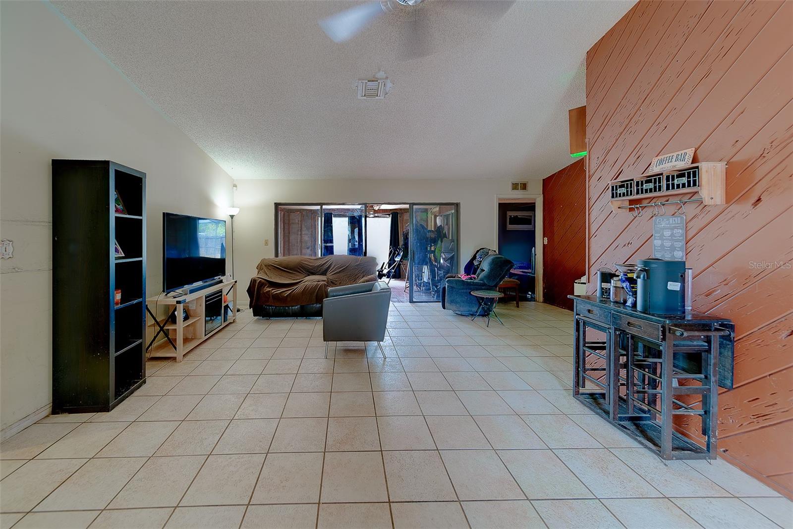 WESTCHESTER ESTATES UNIT ONE - Residential