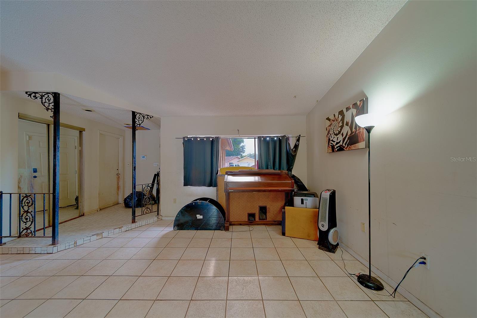 WESTCHESTER ESTATES UNIT ONE - Residential