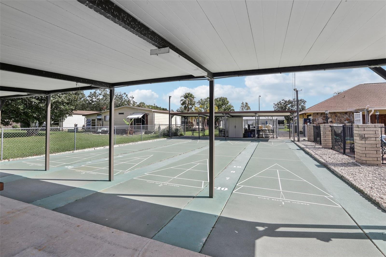 TIMBER LAKE ESTATES - Residential Lease