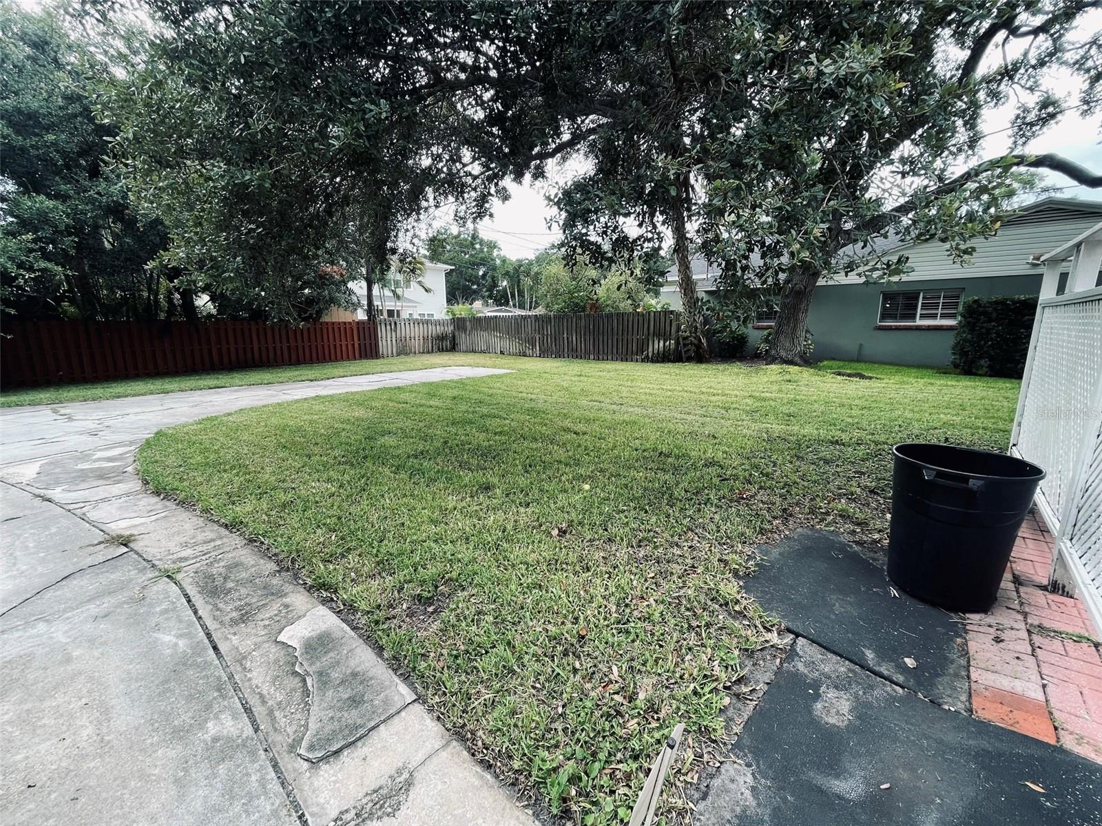 GOLF VIEW ESTATES REV - Residential Lease