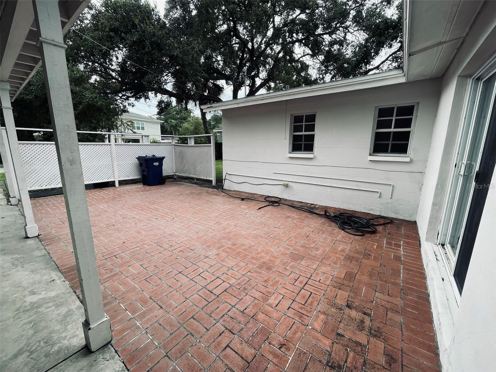 GOLF VIEW ESTATES REV - Residential Lease