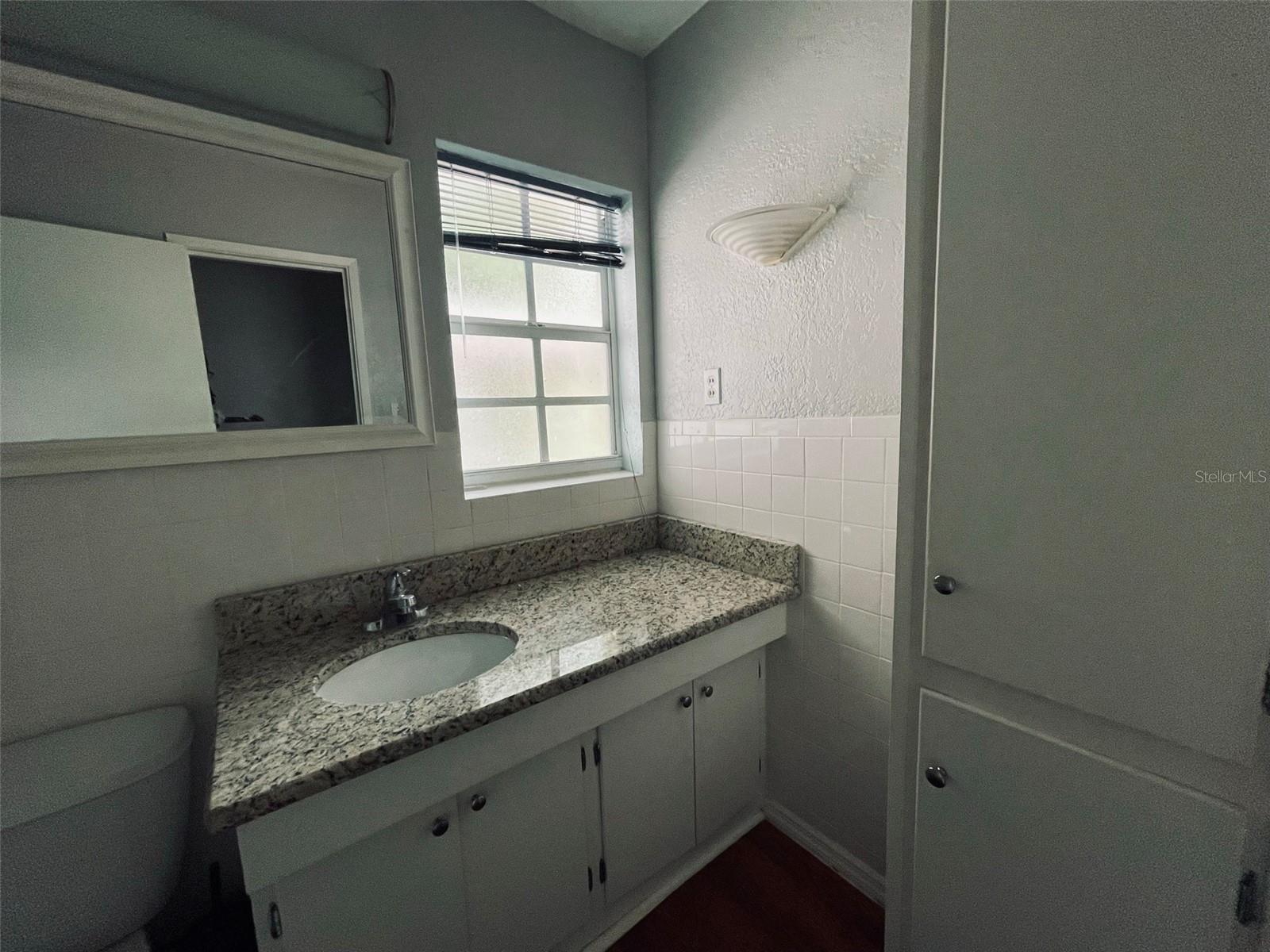 GOLF VIEW ESTATES REV - Residential Lease