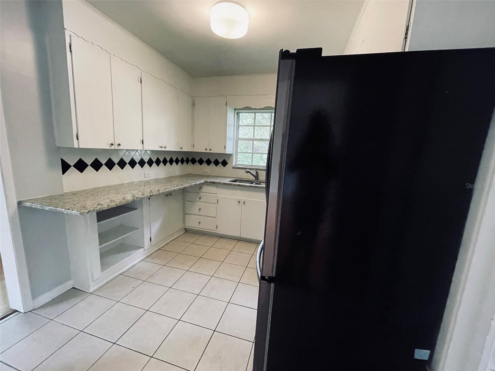 GOLF VIEW ESTATES REV - Residential Lease