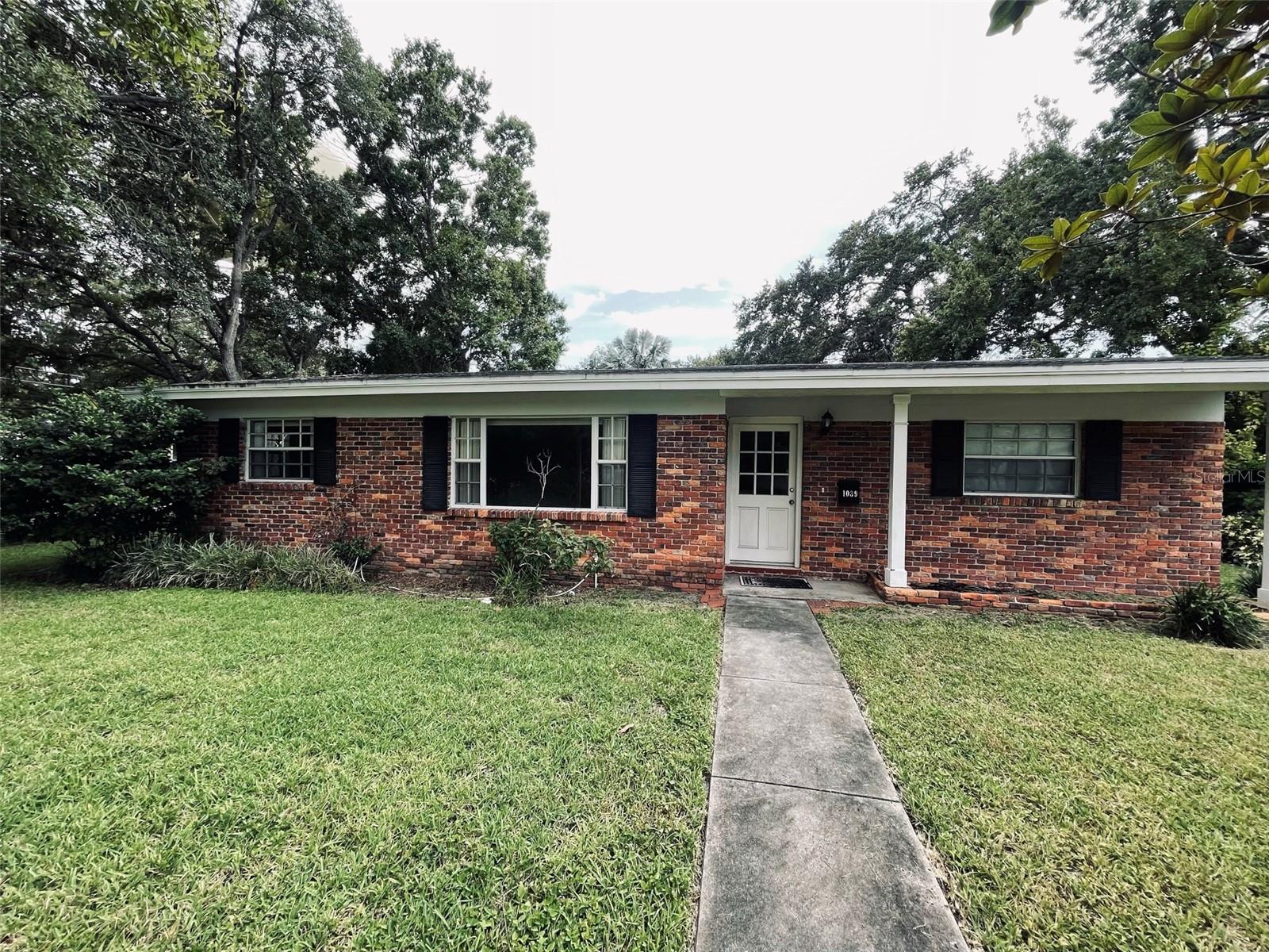 GOLF VIEW ESTATES REV - Residential Lease