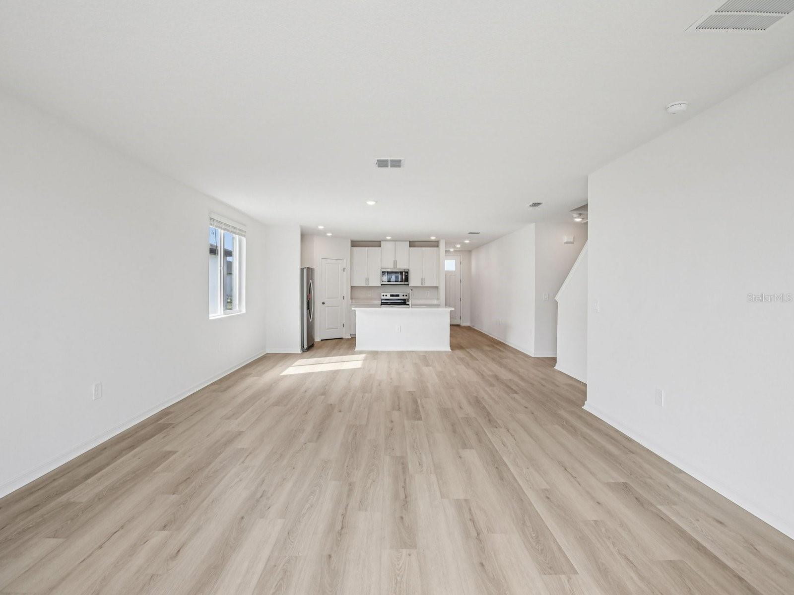 MAGNOLIA BAY - Residential