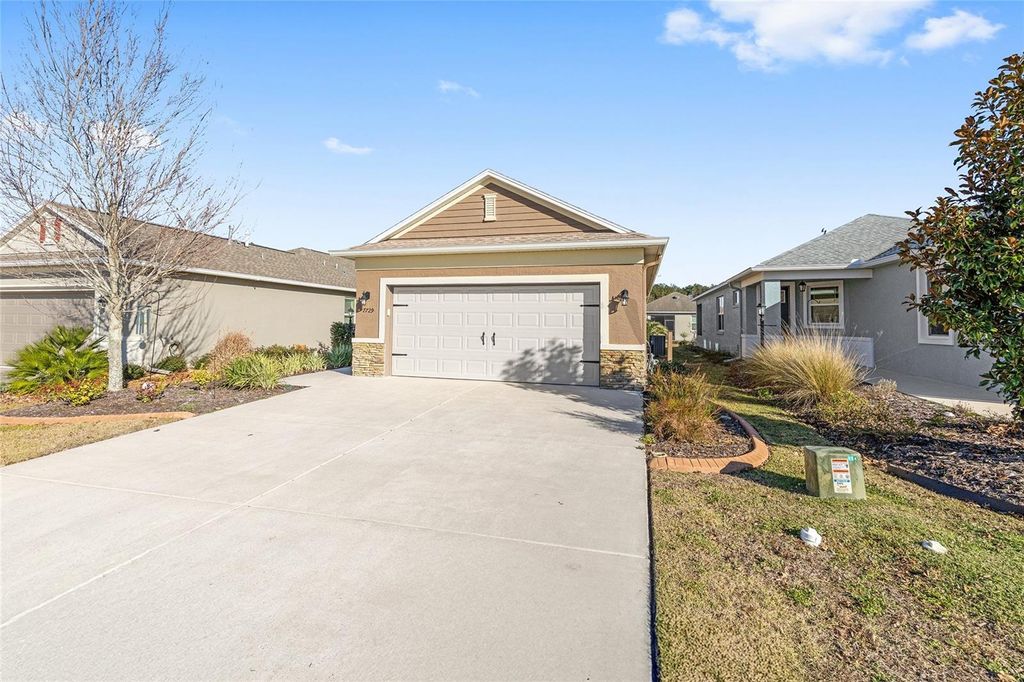 Photo of 7729 SW 86th Terrace Road, Ocala, FL 34481 (MLS # OM717697)