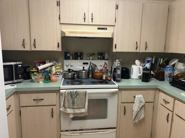 HOLIDAY ACRES UNREC - Residential