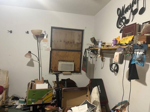 HOLIDAY ACRES UNREC - Residential