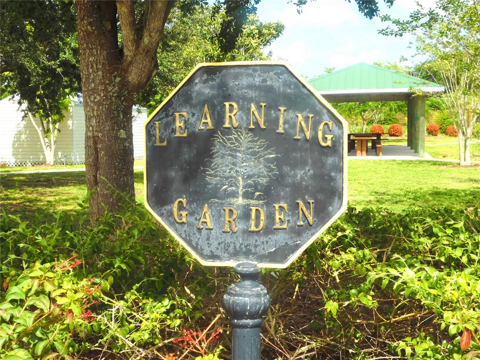 PORT CHARLOTTE SEC 081 - Land