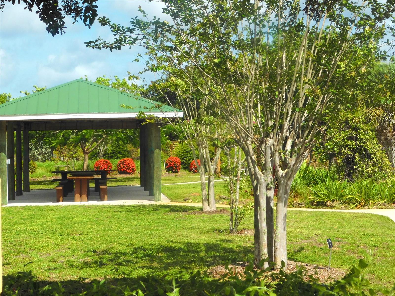 PORT CHARLOTTE SEC 081 - Land