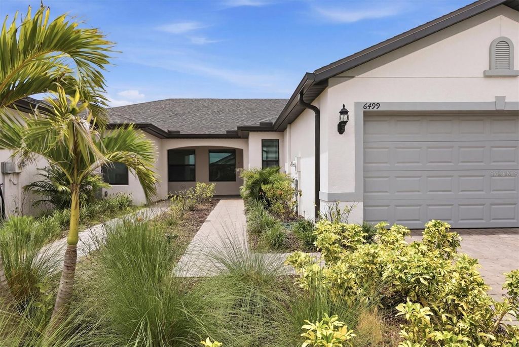 Photo of 6499 Silverstar Drive, Sarasota, FL 34240 (MLS # A4696304)