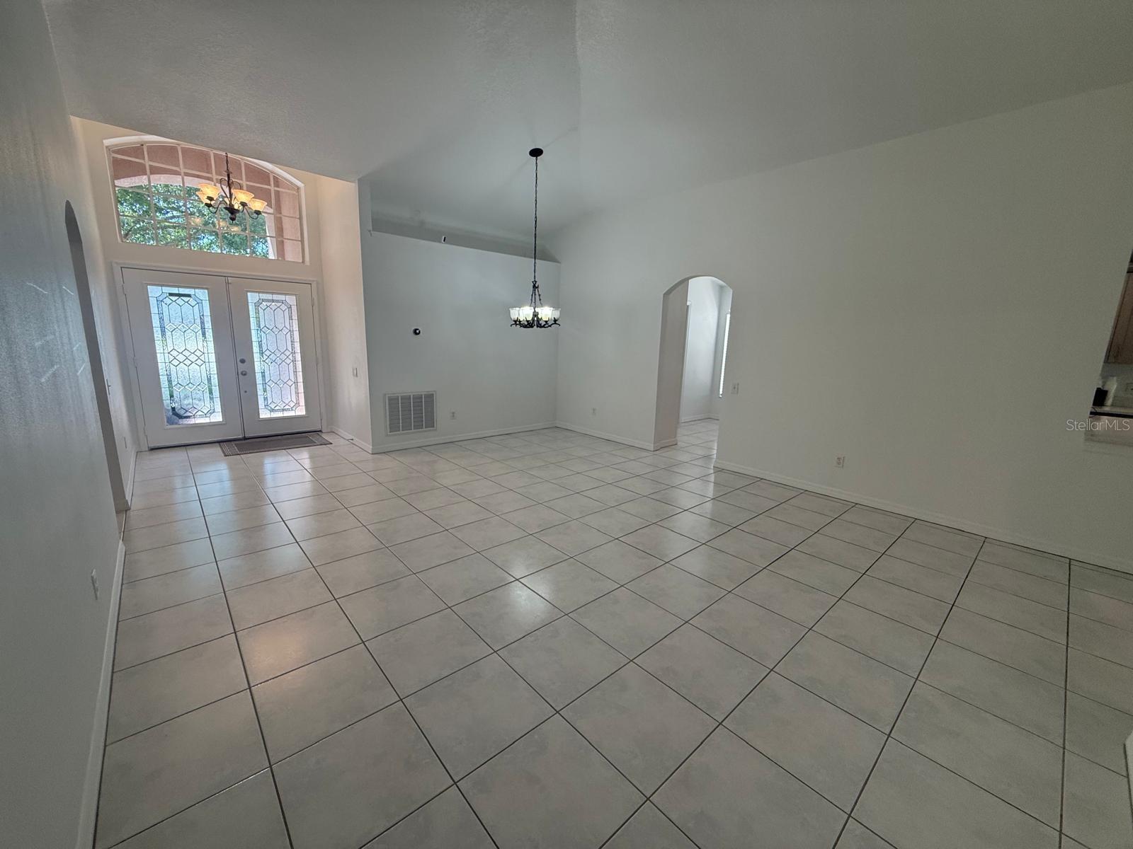 RIVERS POINTE - Residential