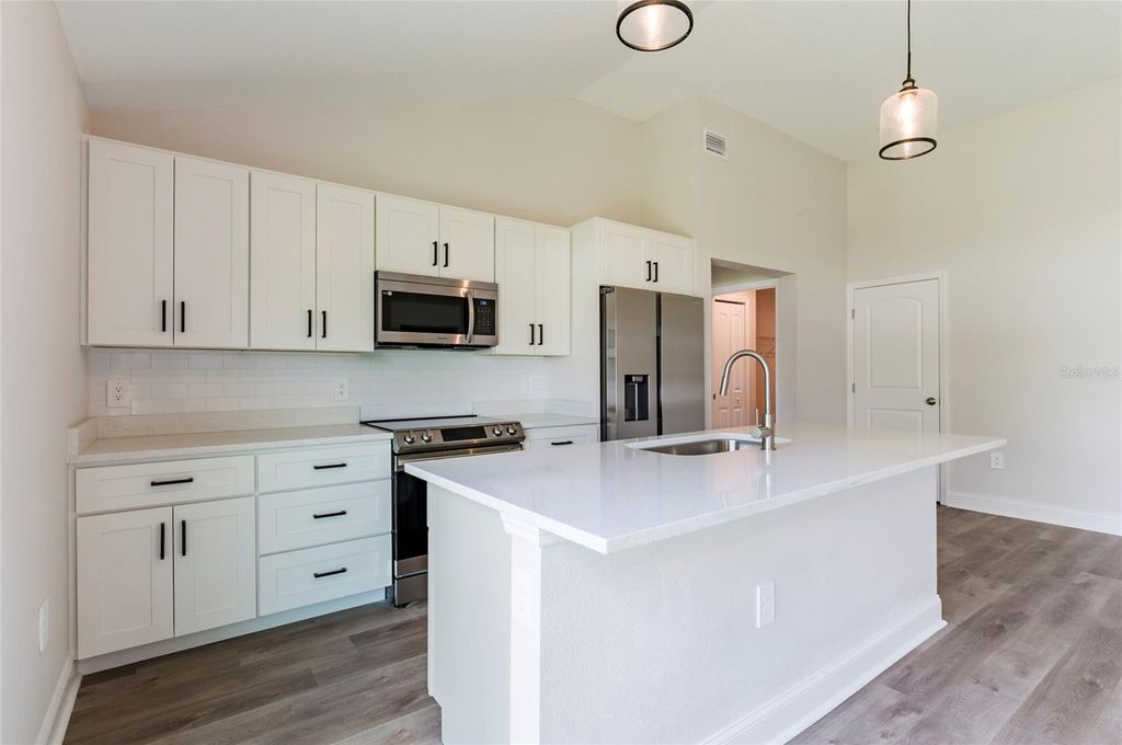 Photo of 9808 SE 159th Street, Summerfield, FL 34491 (MLS # L4953668)