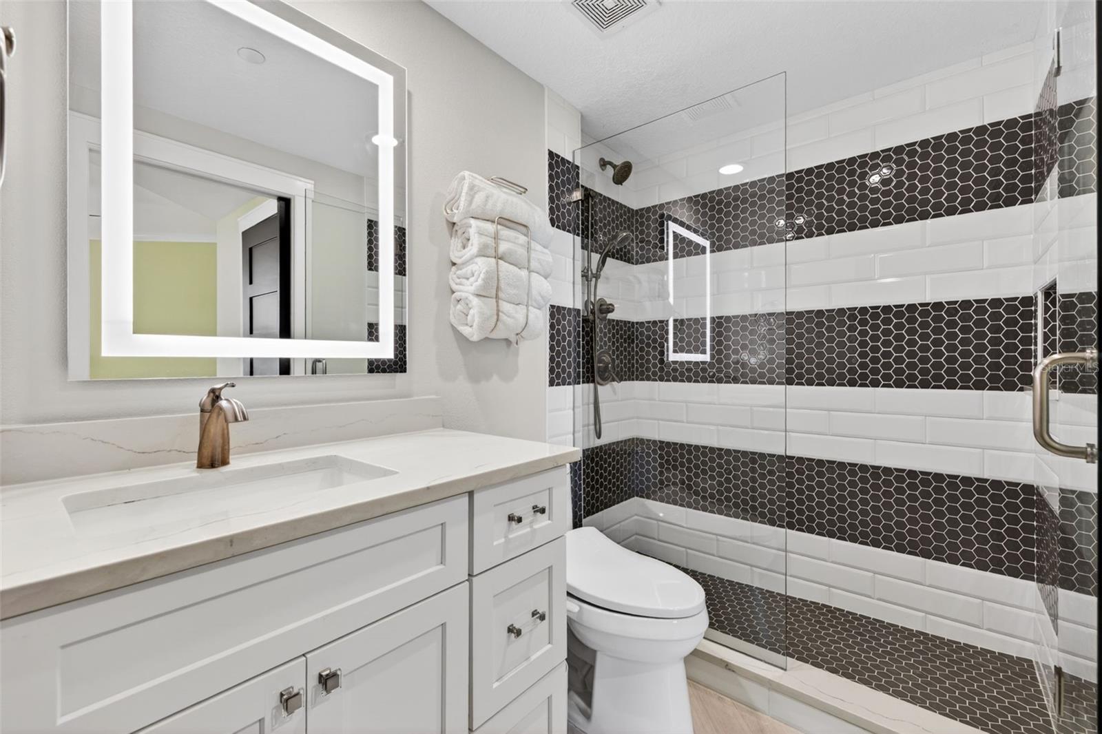 MANDALAY BEACH CLUB CONDO - Residential