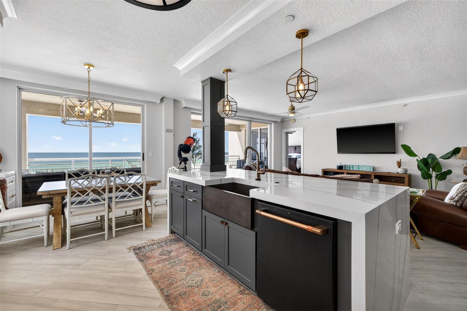 MANDALAY BEACH CLUB CONDO - Residential