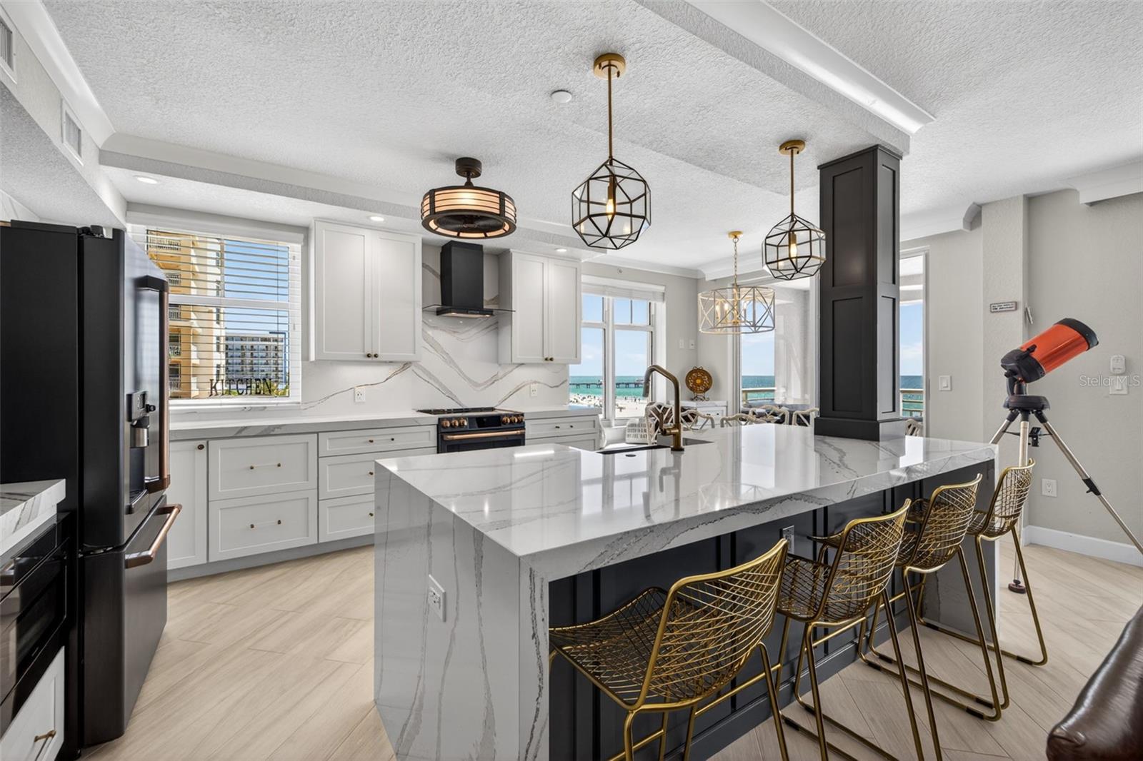 MANDALAY BEACH CLUB CONDO - Residential