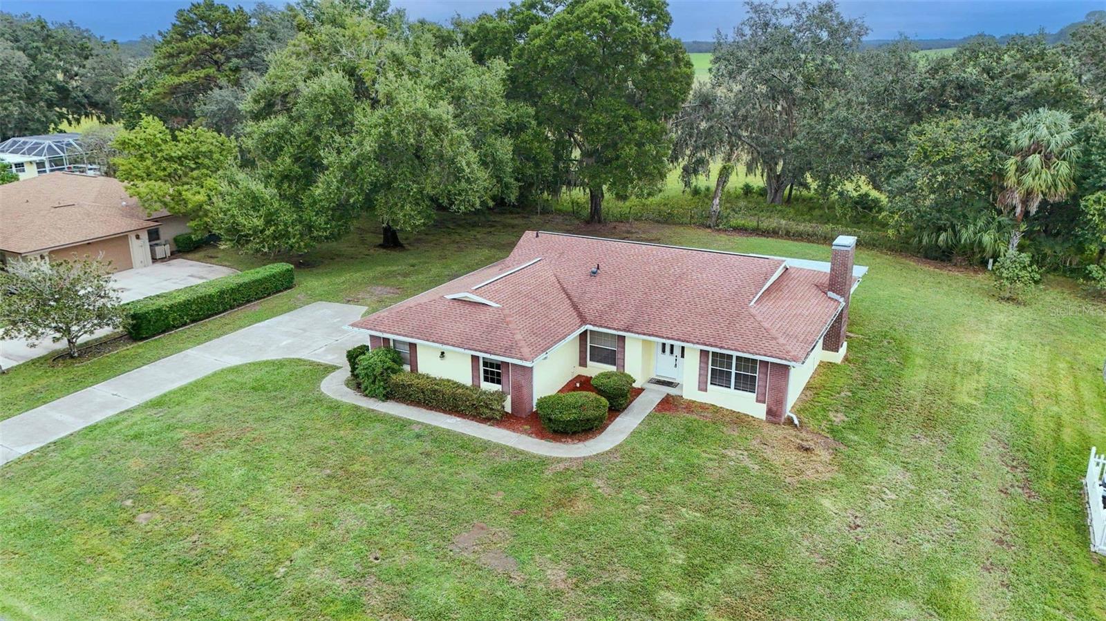 CONNELL LAKE ESTATES - Residential