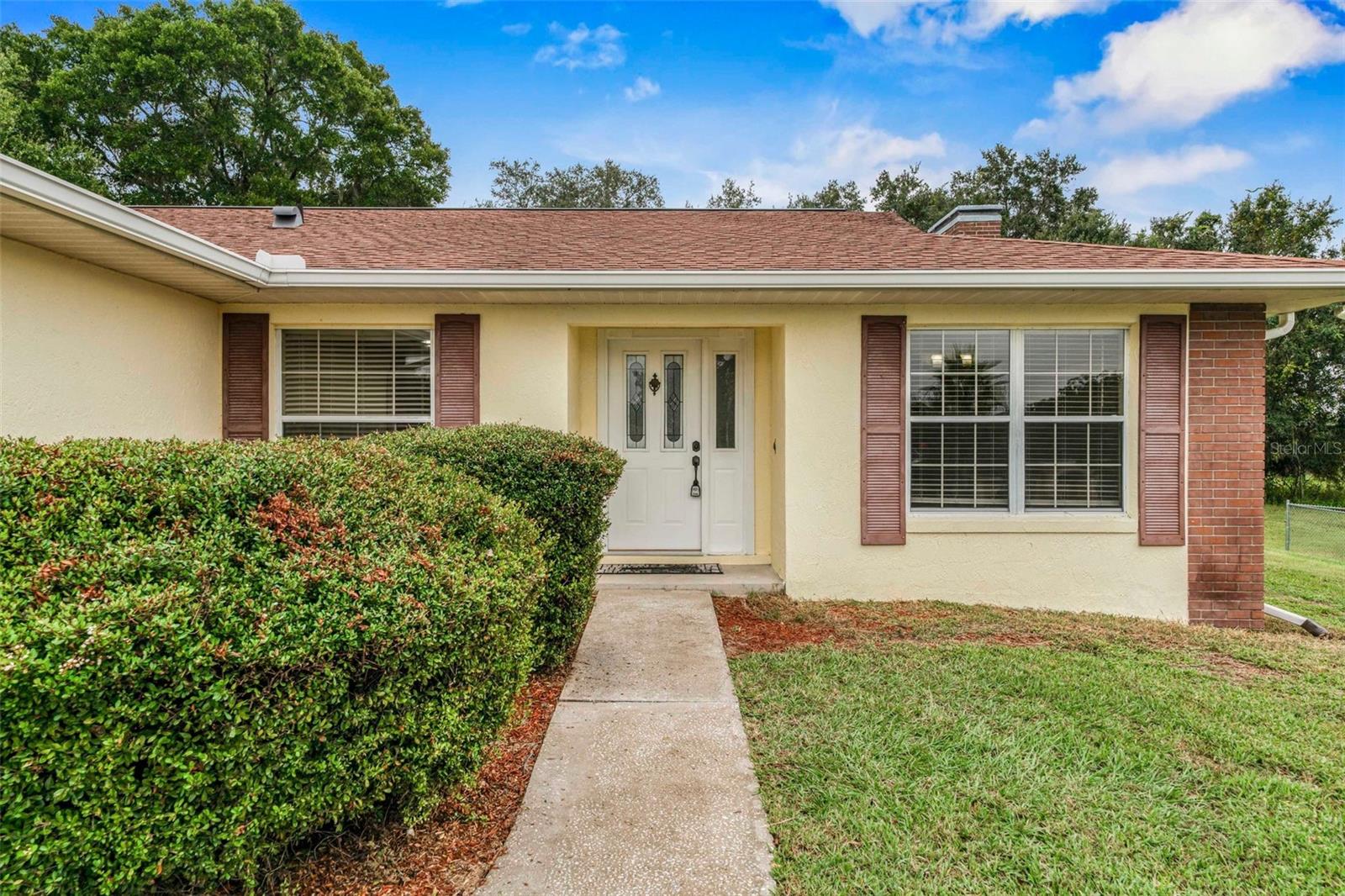 CONNELL LAKE ESTATES - Residential