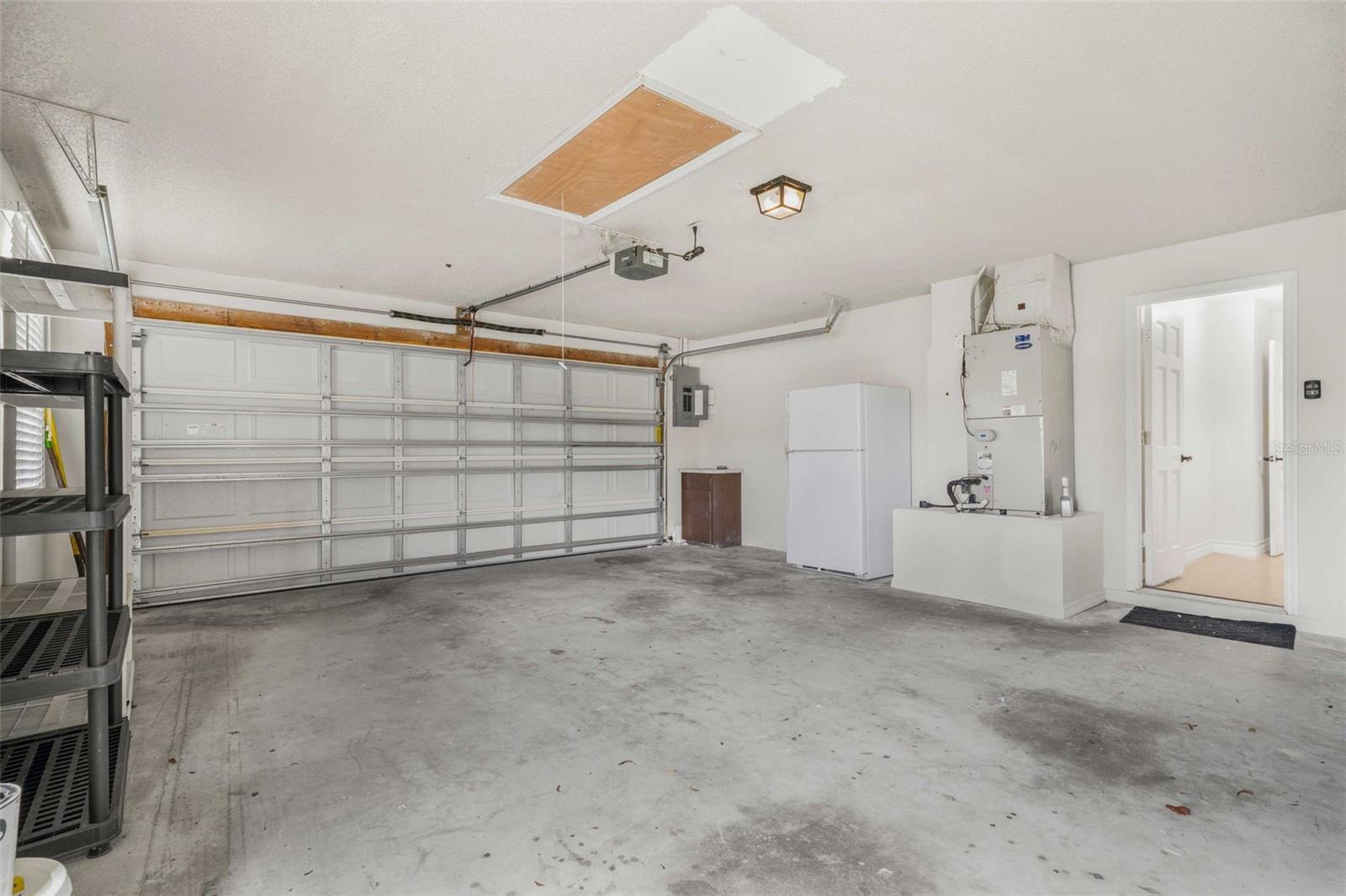 CONNELL LAKE ESTATES - Residential