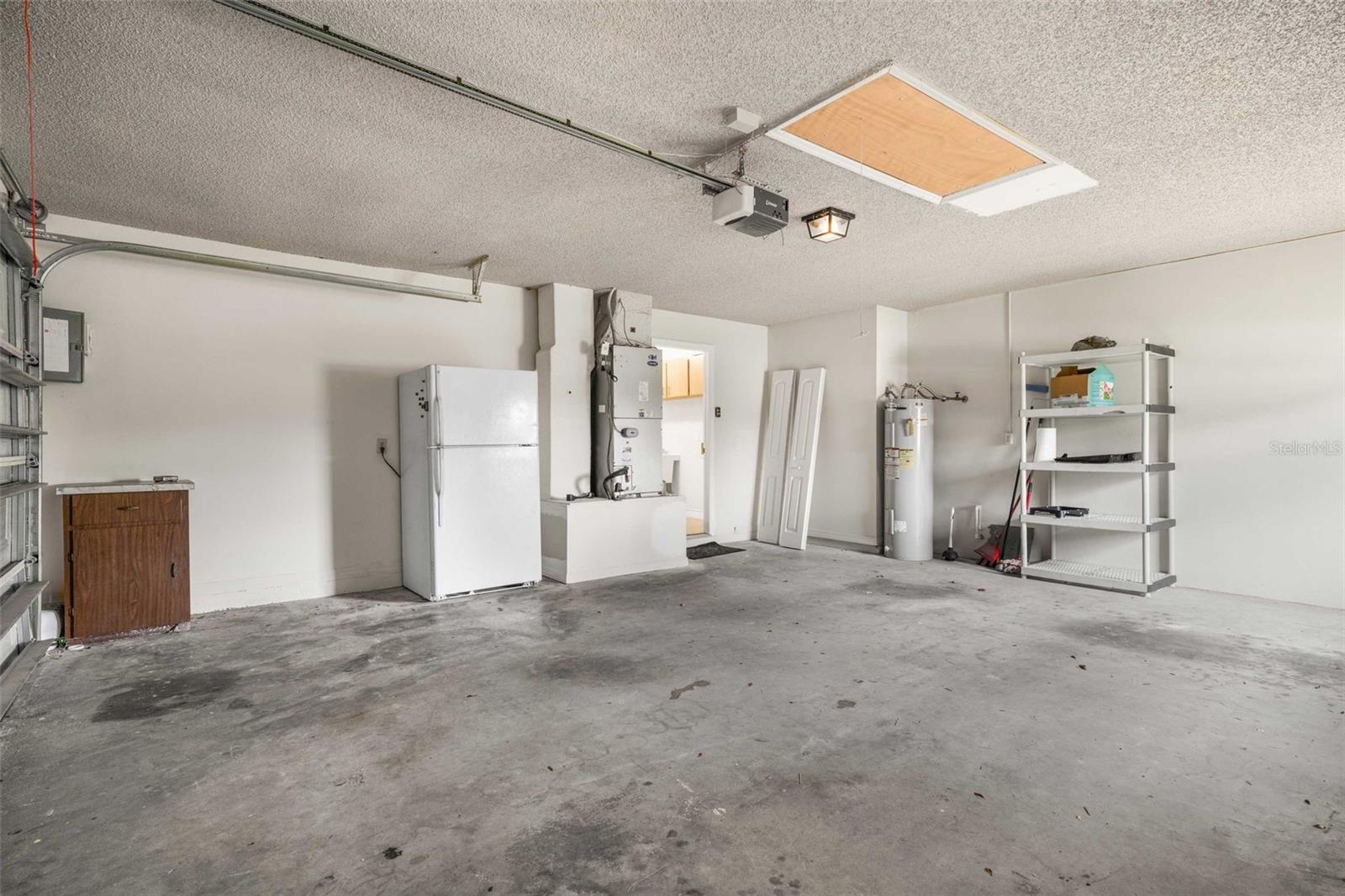 CONNELL LAKE ESTATES - Residential