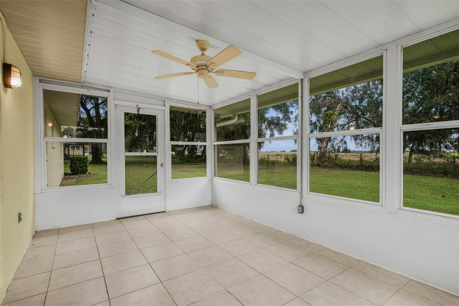 CONNELL LAKE ESTATES - Residential