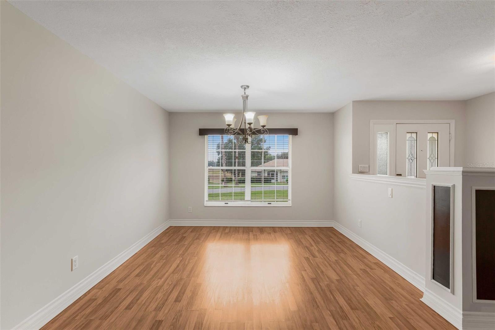 CONNELL LAKE ESTATES - Residential